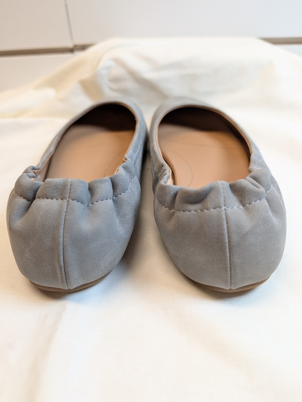 Toms Judith Grey Suede PU Faux Leather Lightweight Ballet Flats Size 6.5 NWOB - Picture 4 of 8
